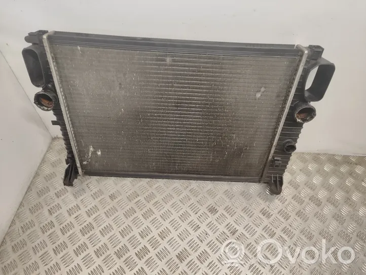 Mercedes-Benz E W211 Radiateur de refroidissement A2115002302