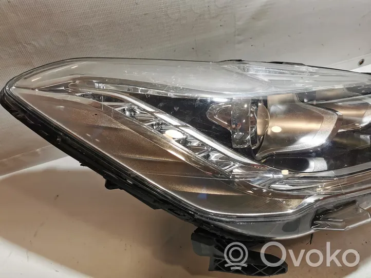 Citroen DS5 Phare frontale 9806093380