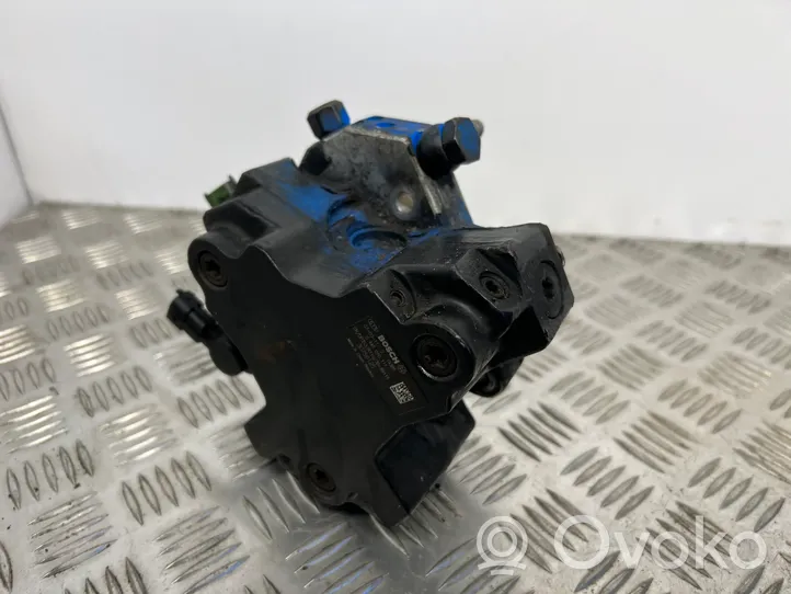 Volvo XC90 Fuel injection high pressure pump 30756125