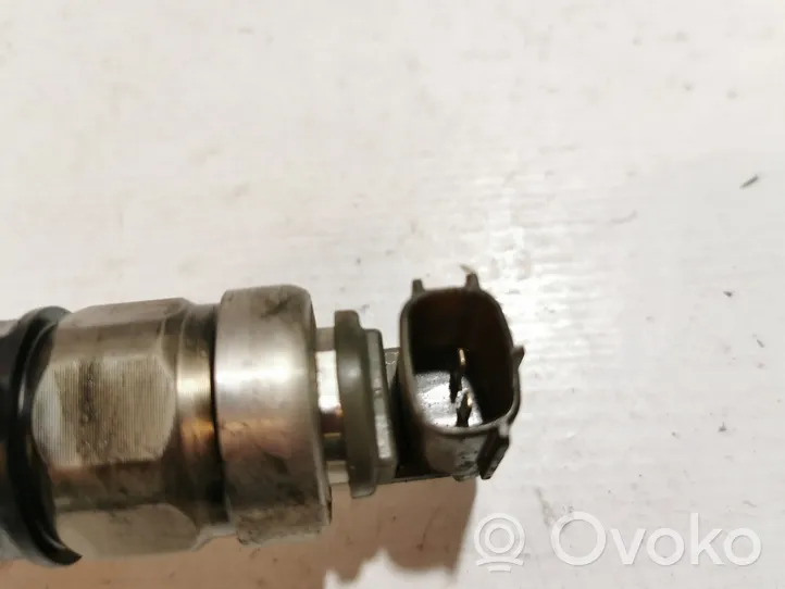 Toyota Avensis T250 Injecteur de carburant 236700R010