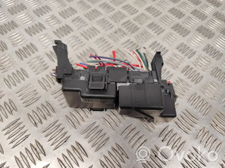 Volvo V60 Module de fusibles 13800159