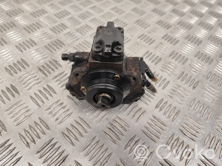 Mercedes-Benz ML W163 Pompe d'injection de carburant à haute pression A6120700001