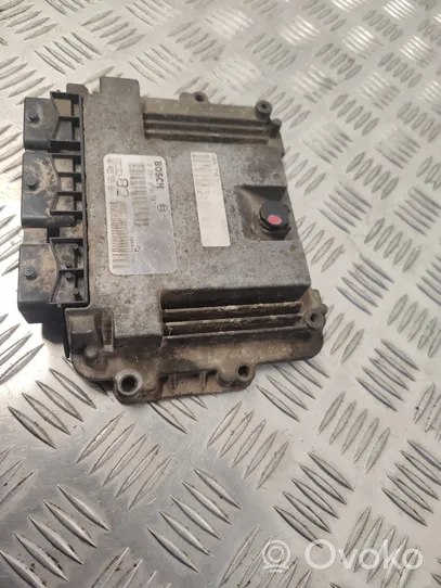 Peugeot 206 CC Sterownik / Moduł ECU 9644157380