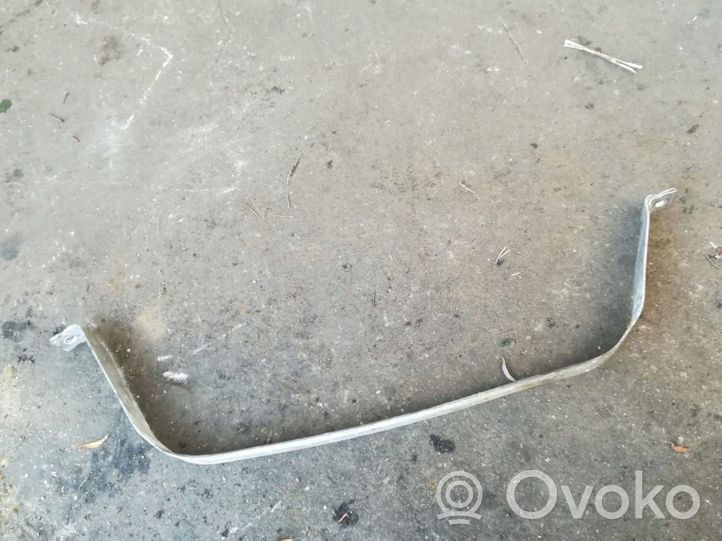 Volkswagen Jetta V Sangle de réservoir de carburant 