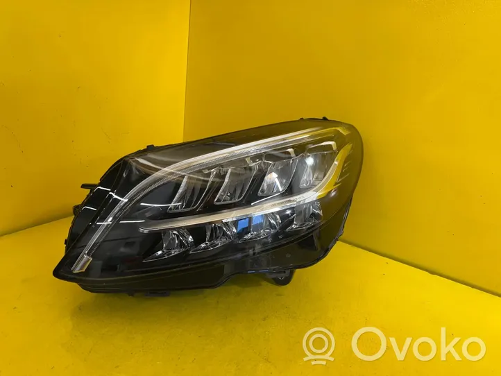 Mercedes-Benz C W205 Lampa przednia A2059065906