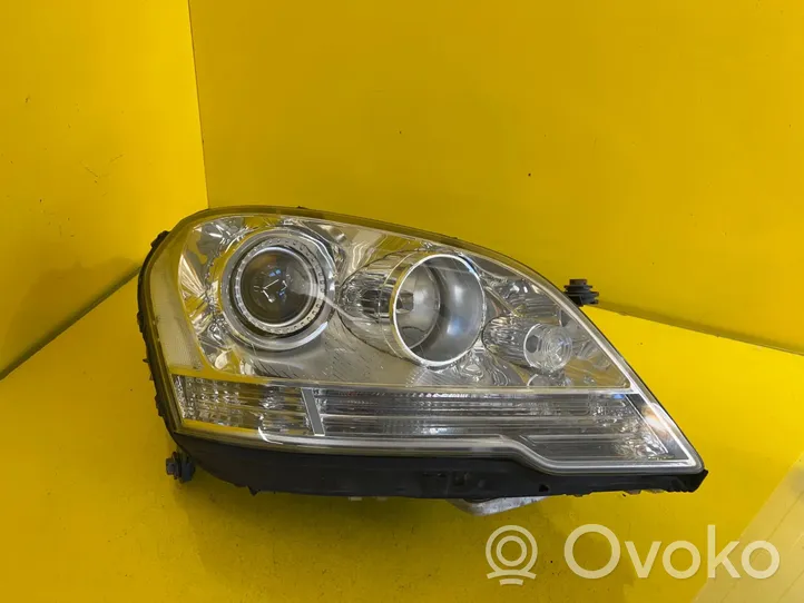 Mercedes-Benz ML W164 Lampa przednia A1648201061