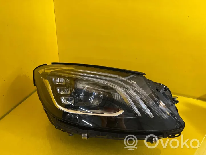 Mercedes-Benz S W222 Lampa przednia A2229068805