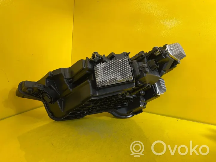 Audi E-tron GT Phare frontale 4KE941040