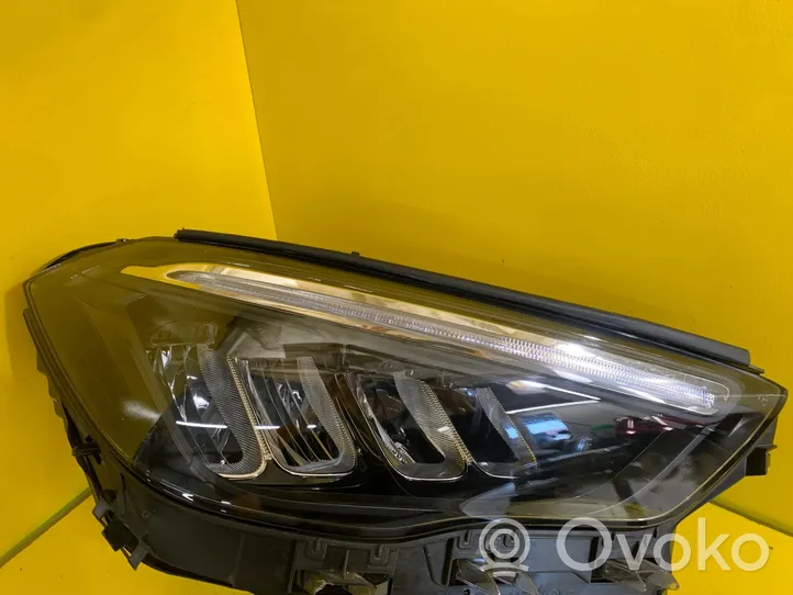 Mercedes-Benz GLA H247 Faro/fanale A2479063604