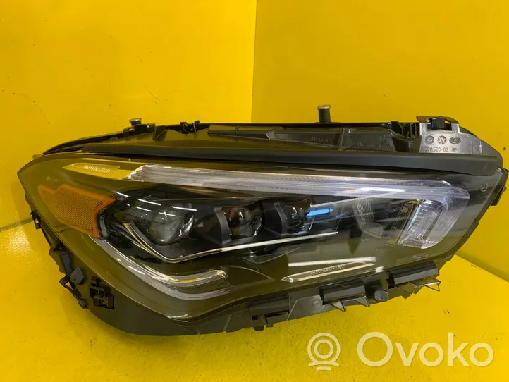 Mercedes-Benz CLA C118 X118 Lampa przednia A1189066201