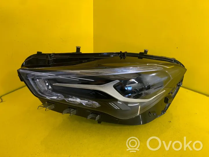 Mercedes-Benz CLA C118 X118 Lampa przednia A1189068501