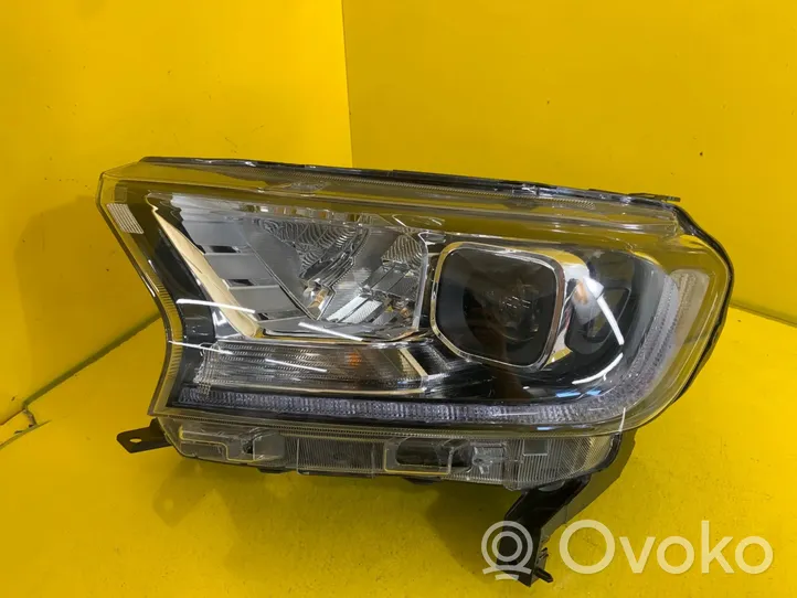 Ford Ranger Lampa przednia JB3B13E015AA