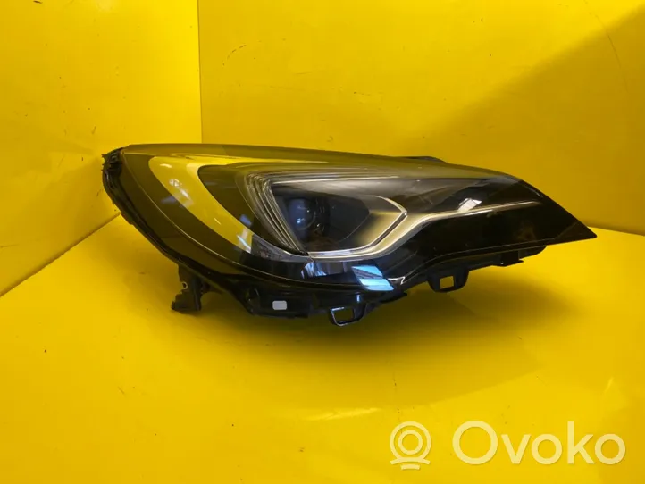Opel Astra K Etu-/Ajovalo 3794