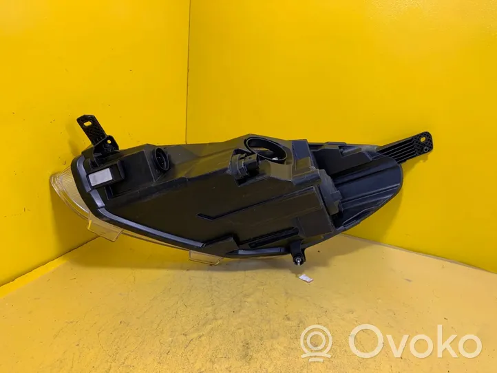 Ford Fiesta Lampa przednia H1BB13W029AE