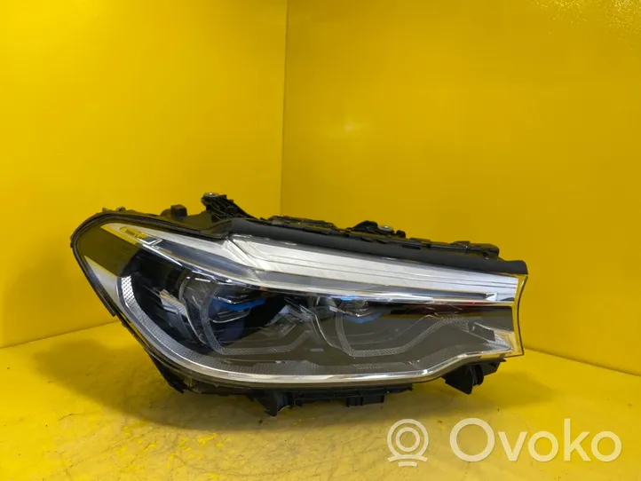 BMW 5 G30 G31 Lampa przednia 809076602