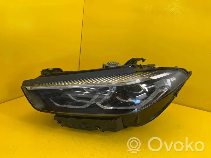 BMW 8 G14 Lampa przednia 5A27A23-01