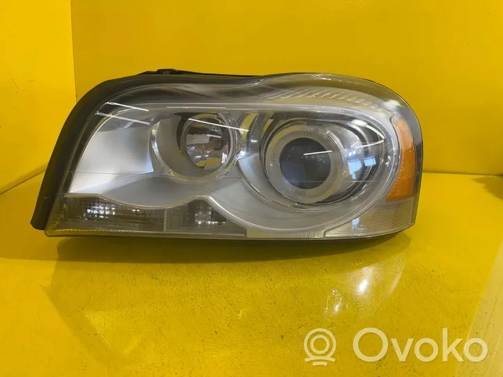 Volvo XC90 Lampa przednia 89904677