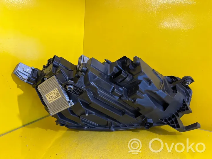 Skoda Octavia Mk4 Lampa przednia 5E4941015A