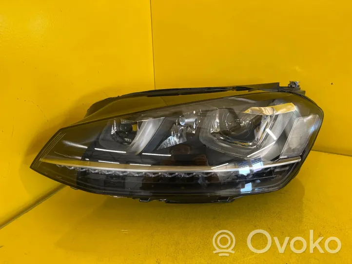Volkswagen Golf VII Lampa przednia 5G2941753D