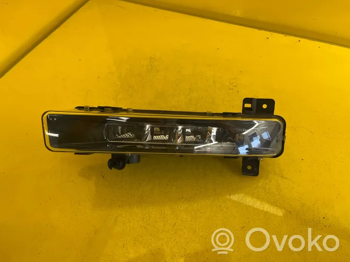 BMW 5 G30 G31 Lampa przednia 63177349132