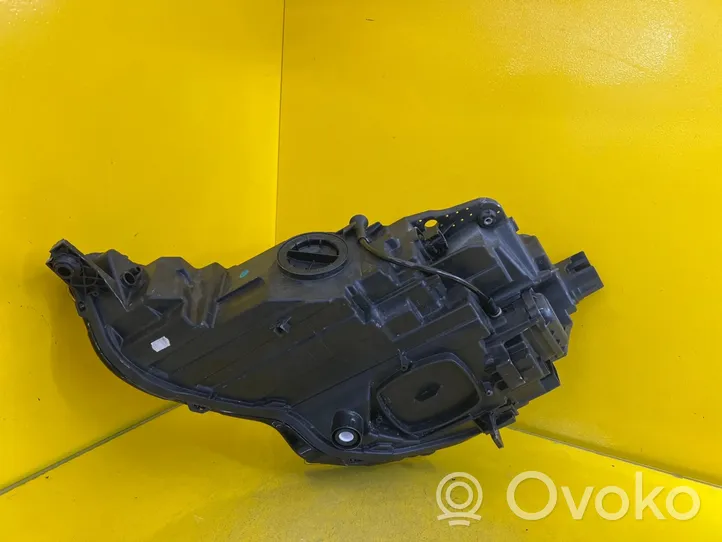 Audi A3 8Y Lampa przednia 8Y0941012