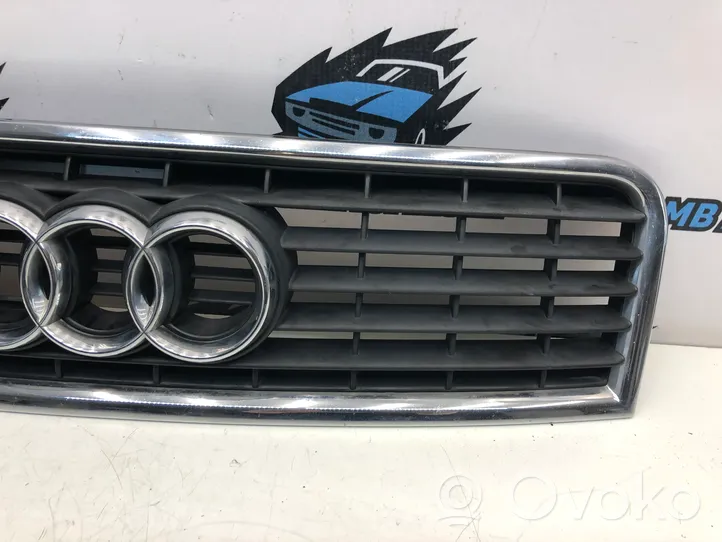 Audi A4 S4 B6 8E 8H Atrapa chłodnicy / Grill 8E0853651F