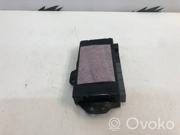 Chrysler 300 - 300C Durvju vadības bloks P56038722A0