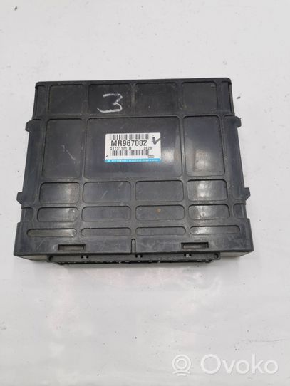 Mitsubishi Pajero Sterownik / Moduł ECU MR967002