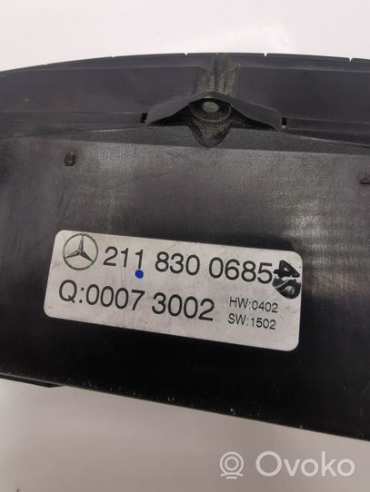 Mercedes-Benz E W211 Centralina del climatizzatore 2118300685