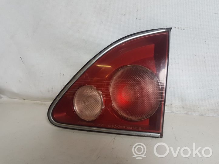 Lexus RX 300 Lampy tylnej klapy bagażnika 