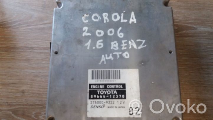 Toyota Corolla E120 E130 Variklio valdymo blokas 8966612370