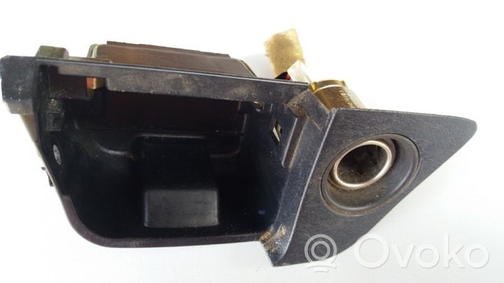 Toyota Carina T210 Panel popielniczki przedniej tunelu środkowego 7410420290