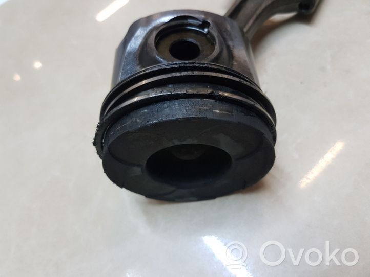 Volvo S60 Piston with connecting rod 