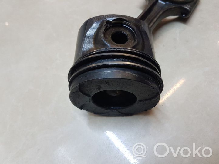 Volvo S60 Piston with connecting rod 