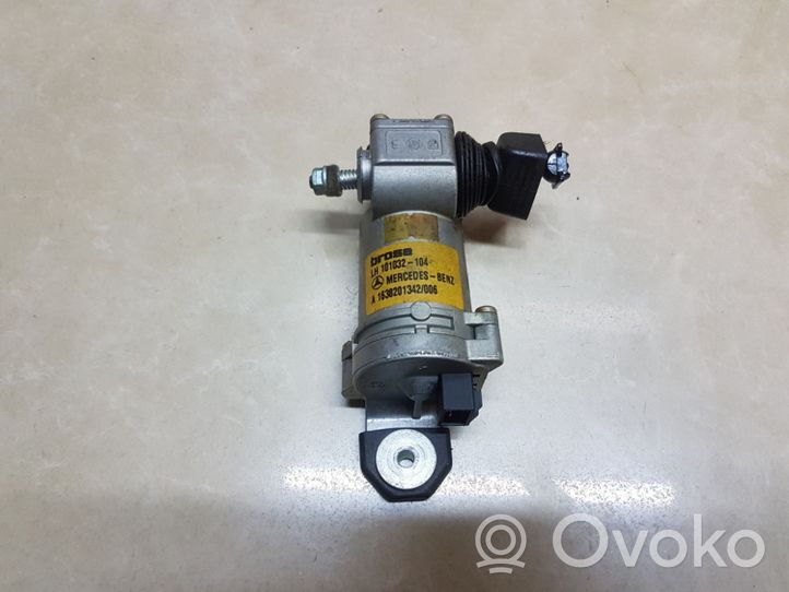 Mercedes-Benz ML W163 Motor de la ventana/luna de ventilación A1638201342