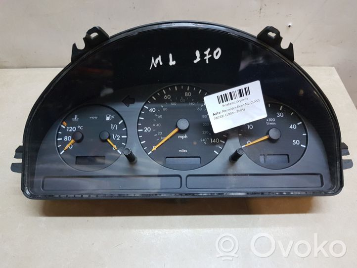 Mercedes-Benz ML W163 Speedometer (instrument cluster) A1635407711