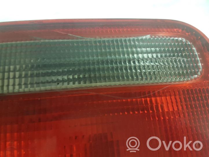 Honda Accord Luci posteriori del portellone del bagagliaio 236207