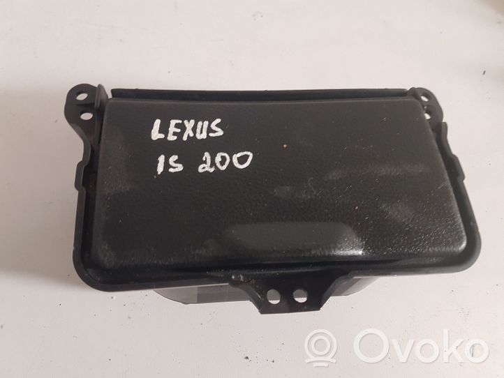 Lexus IS 200-300 Hansikaslokero 5880253010