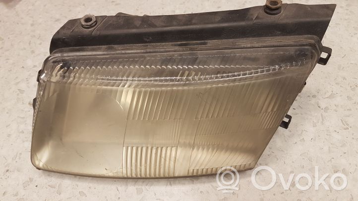 Volkswagen PASSAT B5 Lampa przednia 14869100