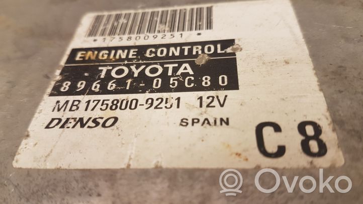 Toyota Avensis T250 Calculateur moteur ECU 8966105C80