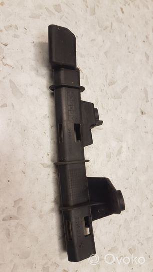 BMW X5 E70 Rail de pare-brise de porte arrière 7185219