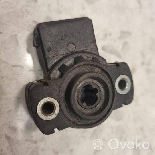 Volkswagen Transporter - Caravelle T4 Sensor Drosselklappe 044907385A