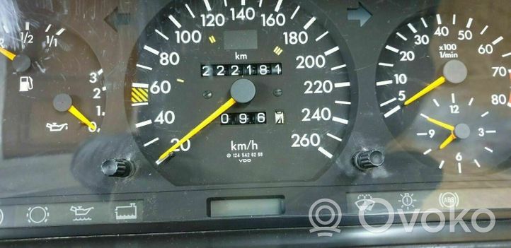 Mercedes-Benz E W124 Compteur de vitesse tableau de bord 1245438724