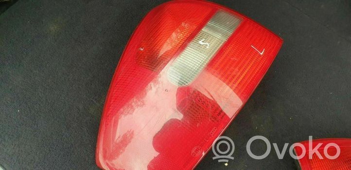 Audi A6 S6 C5 4B Lampy tylne / Komplet 4B5945096A