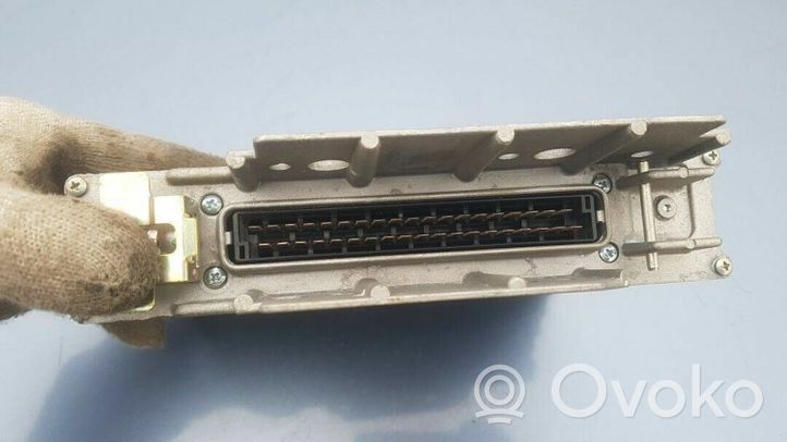 Volkswagen Golf III Module de contrôle de boîte de vitesses ECU 096927731