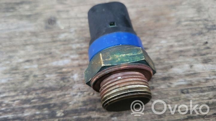 Renault Laguna I Sonde de température de liquide de refroidissement 268063