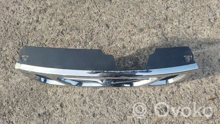 Saab 9-5 Front bumper upper radiator grill 4677191