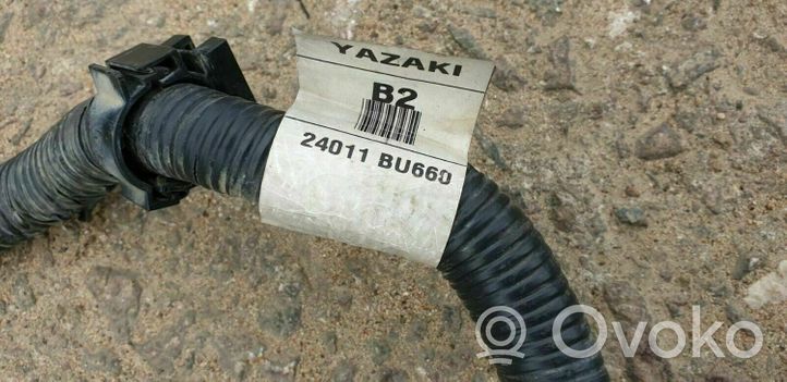 Nissan Primera Faisceau de câblage pour moteur 24011BU660