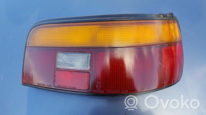 Toyota Corolla E100 Lampa tylna 12295R