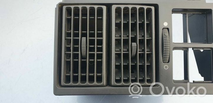 Audi 100 200 5000 C3 Grille d'aération centrale 443863282A